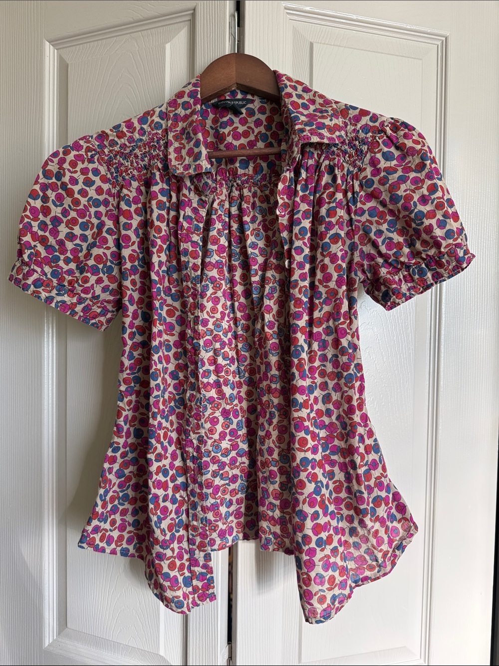 Banana Republic Pink Floral Shirred Short-Sleeve Blouse